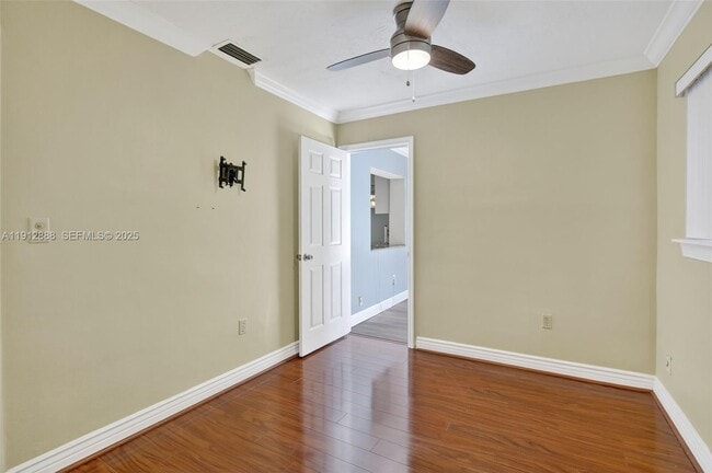 Building Photo - 7920 Alhambra Blvd