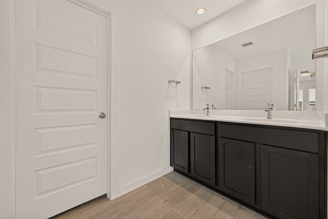 Building Photo - 3827 Pierce Pl Ln