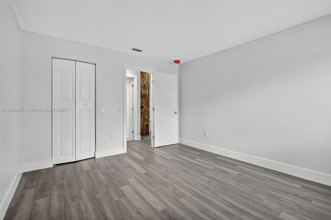 Building Photo - 17329 NW 62nd Ct