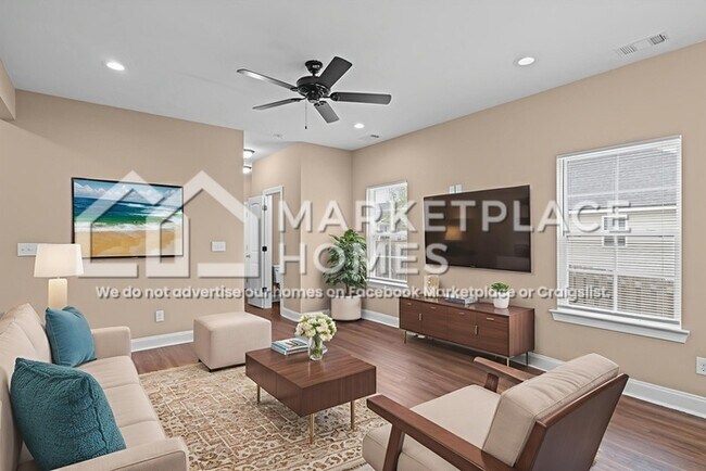 Building Photo - 108 James St