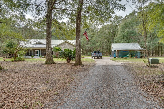 Building Photo - 3746 Co Hwy 3280