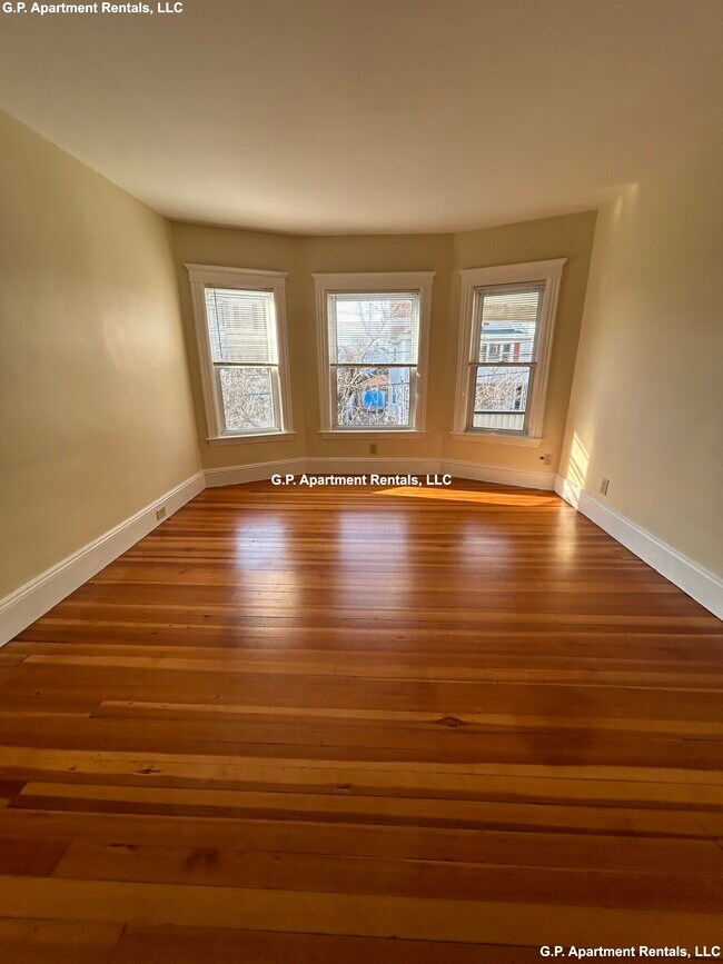 Building Photo - 91 Swan St