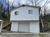 Building Photo - 630 Castle Ave