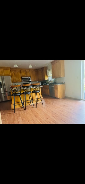 Building Photo - 854 Krause Rd