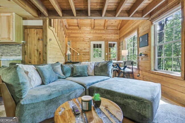 Building Photo - 166 Nantahala Pass Rd