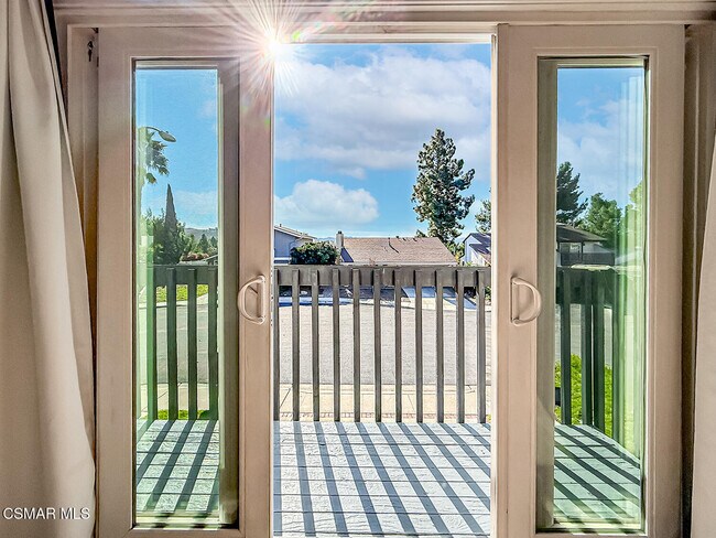 Building Photo - 1915 Woodside Dr