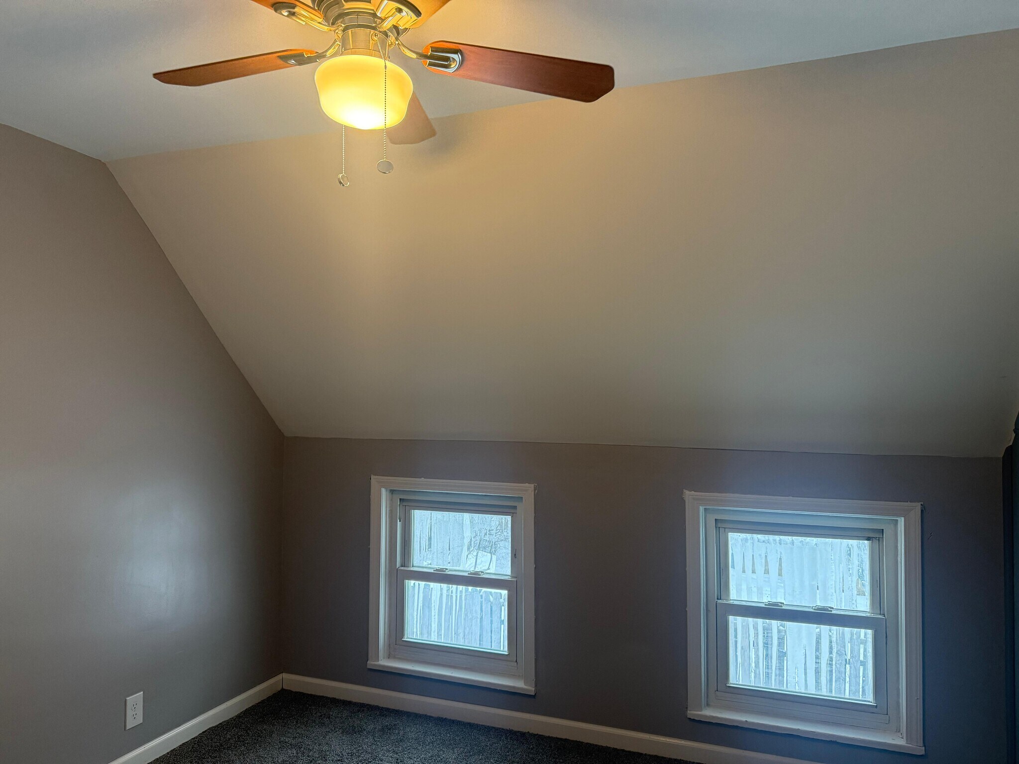 Building Photo - 909 West Ave