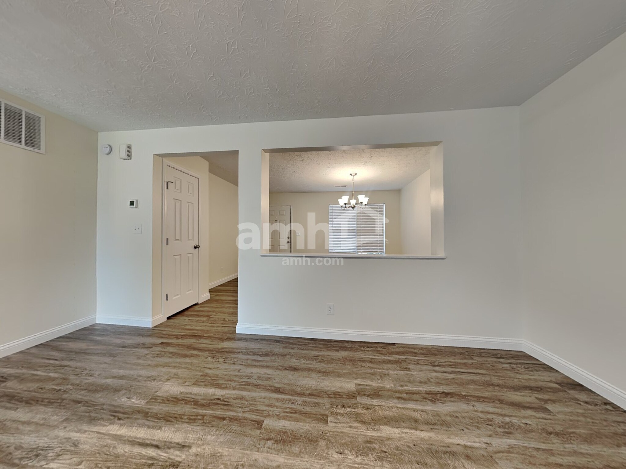 Building Photo - 3202 Meadoway Ct