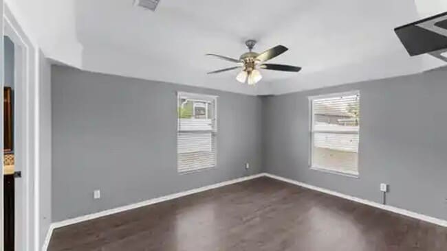 Building Photo - Davenport 3 Bedroom 2 Bathroom Corner Lot!!!