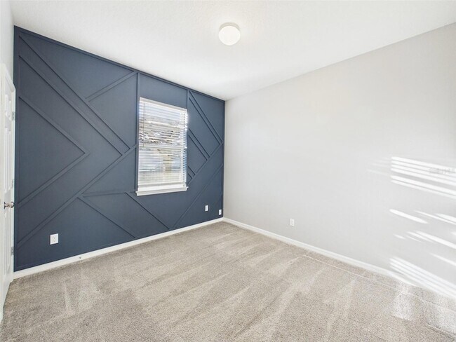 Building Photo - 5164 Chickadee St