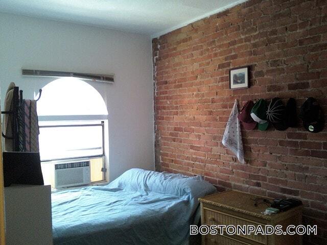Building Photo - 47 Hemenway St
