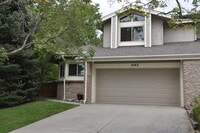 Building Photo - 1443 Briar Cir