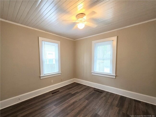 Building Photo - 200 Judd St