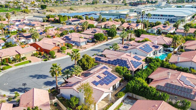 Building Photo - 74613 Waterlily Cir