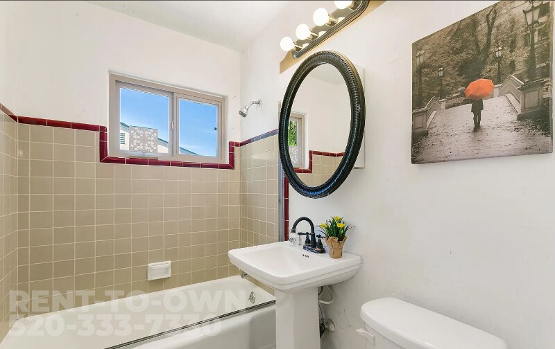 Building Photo - 418 E McMillan Dr