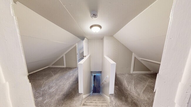 Building Photo - Jefferson Area - 3 Bedroom Single Family Home (between Lorain and Triskett)