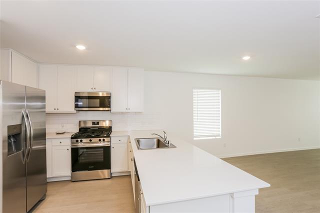 Building Photo - 1308 Amapola Dr