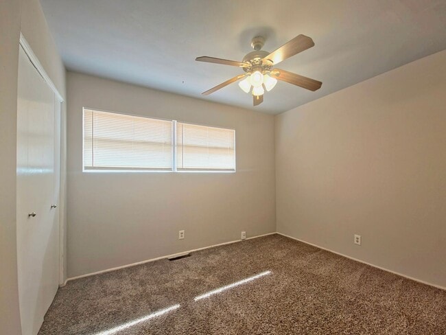 Building Photo - Charming 3 Bed 2 Bath In South Central Lubbock