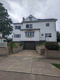 Building Photo - 9th Street Triplex