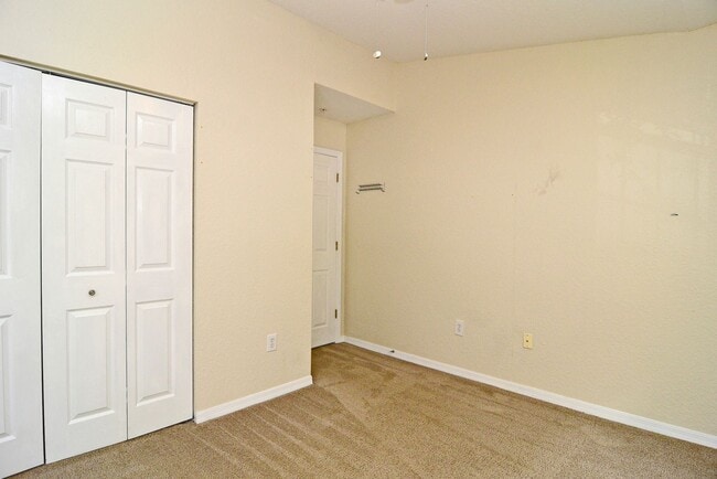 Building Photo - 864 Grand Regency Pointe