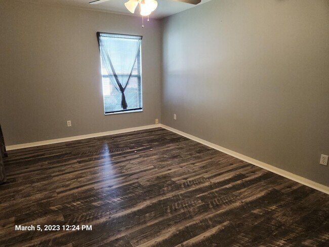 Building Photo - 3672 SW Carmody St