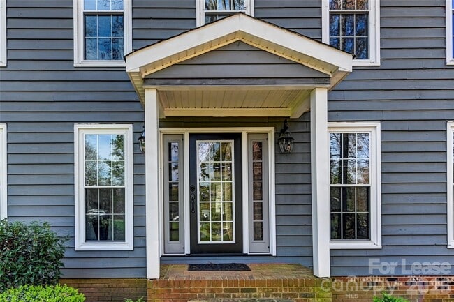 Building Photo - 19314 Yachtman Dr