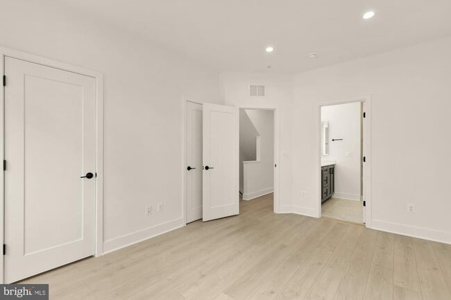 Building Photo - 2615 Olmsted Ct NW