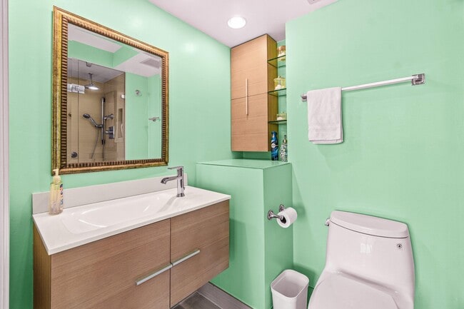 Building Photo - 4511 S Ocean Blvd