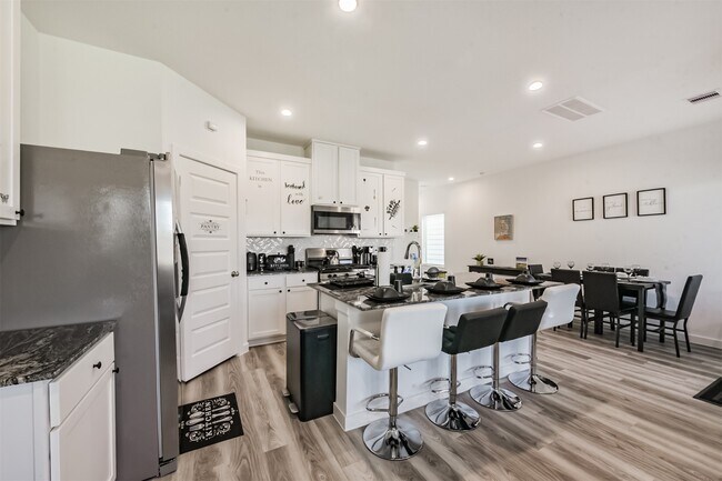 Building Photo - 2811 Lisburn Ter Ln