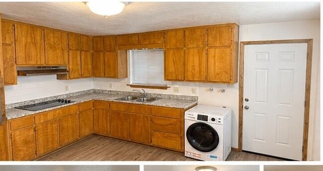 Building Photo - 3717 Alamogordo Dr NW