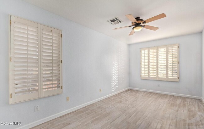 Building Photo - 4758 E Villa Maria Dr