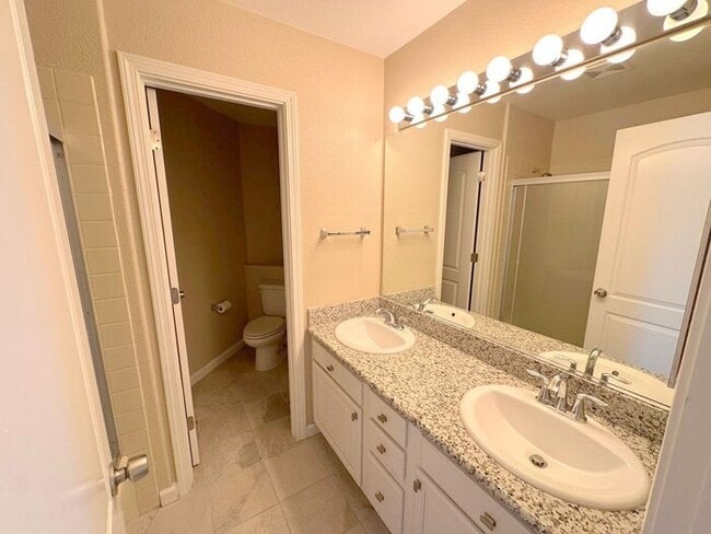 Building Photo - 3031 Sky Country Dr