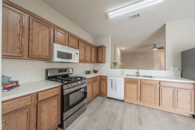 Building Photo - 629 Chalk Knoll Rd