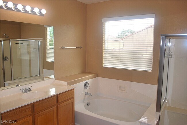 Building Photo - 6809 Palmetto Pines Ct