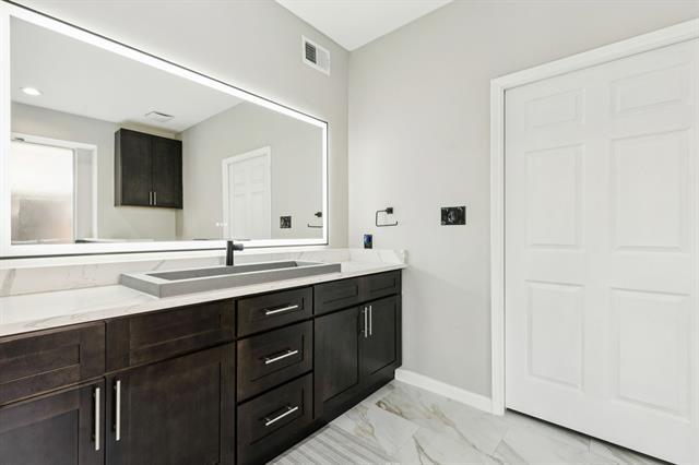 Building Photo - 17821 Brent Dr