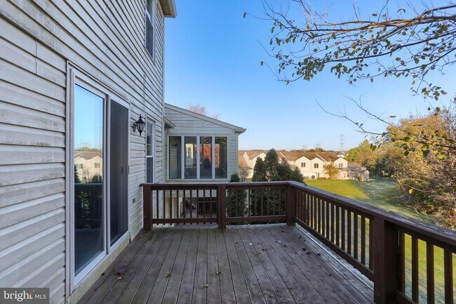 Building Photo - 2065 Raleigh Rd