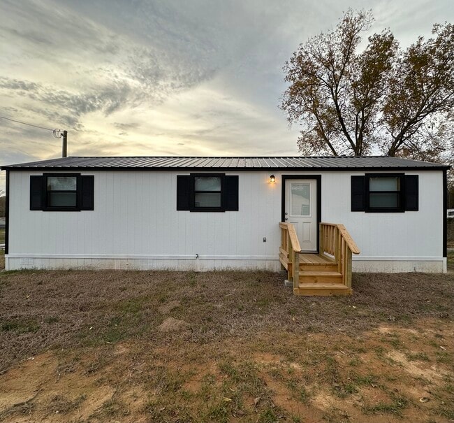 Building Photo - 4242 State Hwy 64