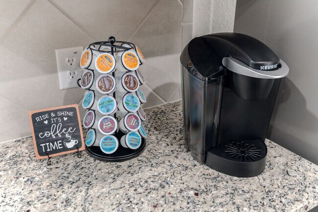 Building Photo - 8110 Alpine Bearberry Dr