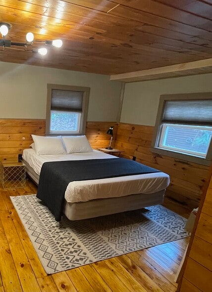 Building Photo - 38 Swamp Rd