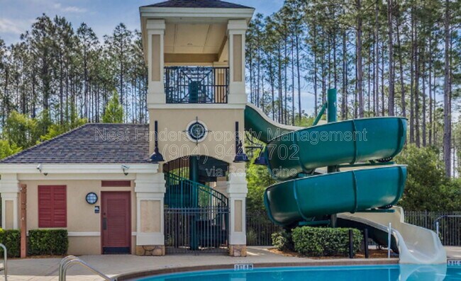 Building Photo - 1025 Wilmot Pl