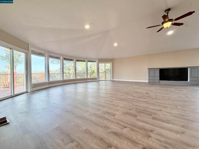 Building Photo - 14630 St Croy Rd