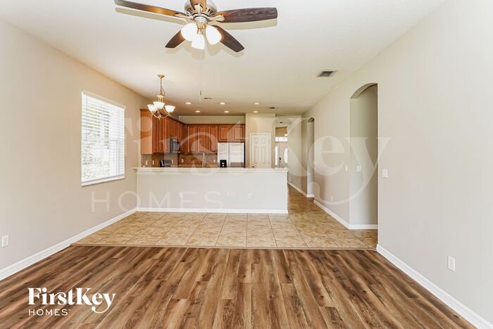 Building Photo - 6221 Beldon Dr