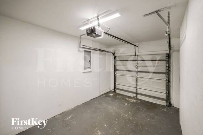 Building Photo - 15132 Northwest 89th Place