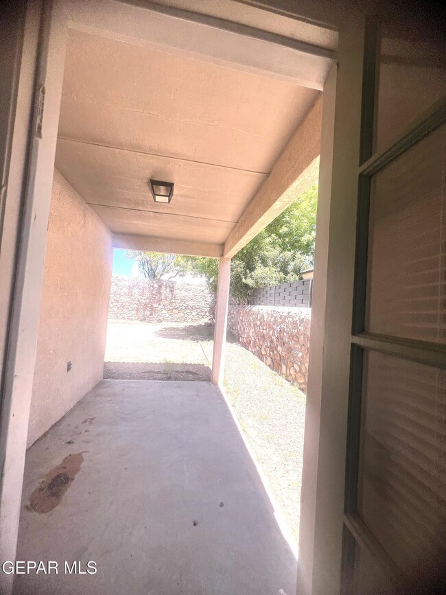 Building Photo - 7317 Desierto Azul Dr