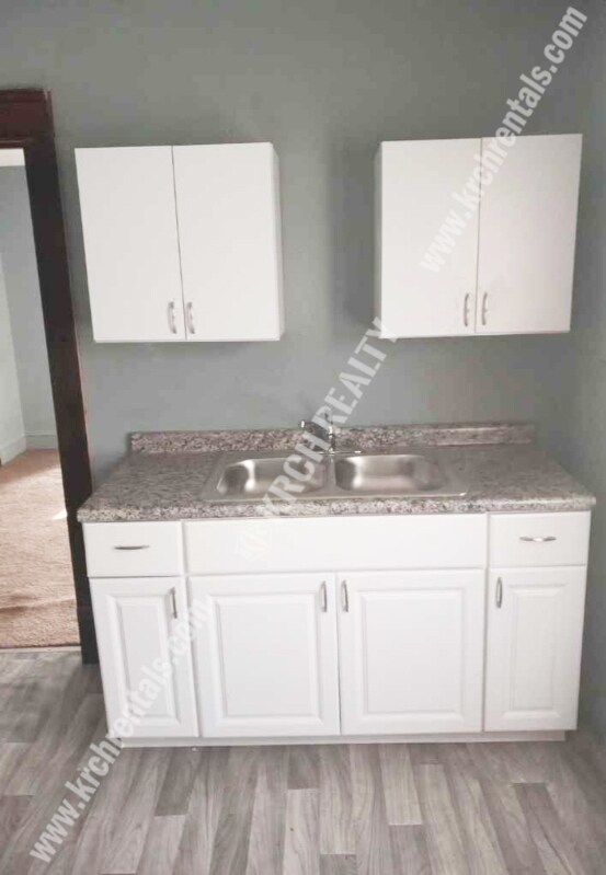 Building Photo - 2-Bedroom Home in Union Miles Park