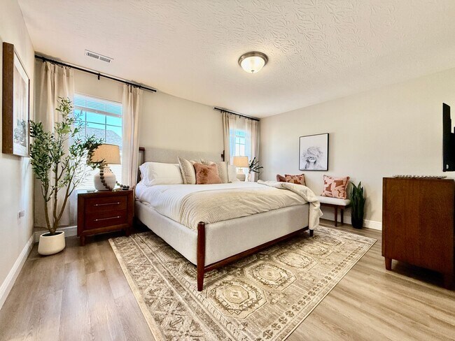 Building Photo - 224 Taylor Dr