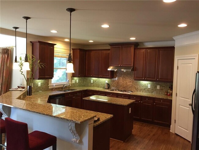 Building Photo - 9858 Talisman Dr