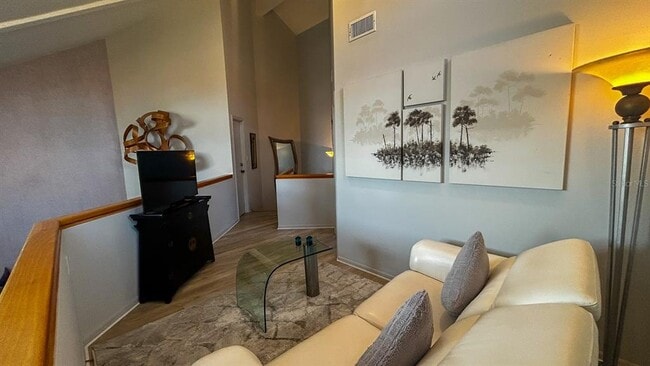 Building Photo - 1635 Royal Palm Dr S