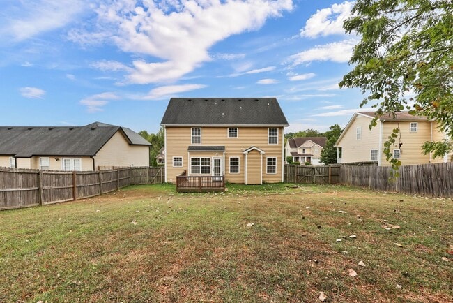 Building Photo - 1109 Ishee Dr