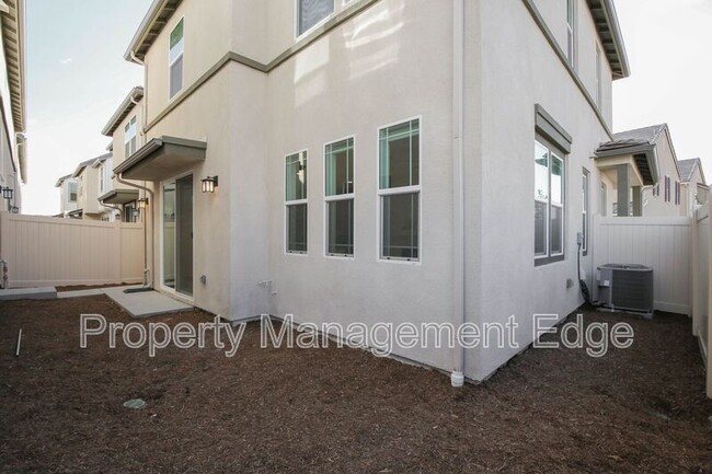 Building Photo - 32461 Brunello Wy